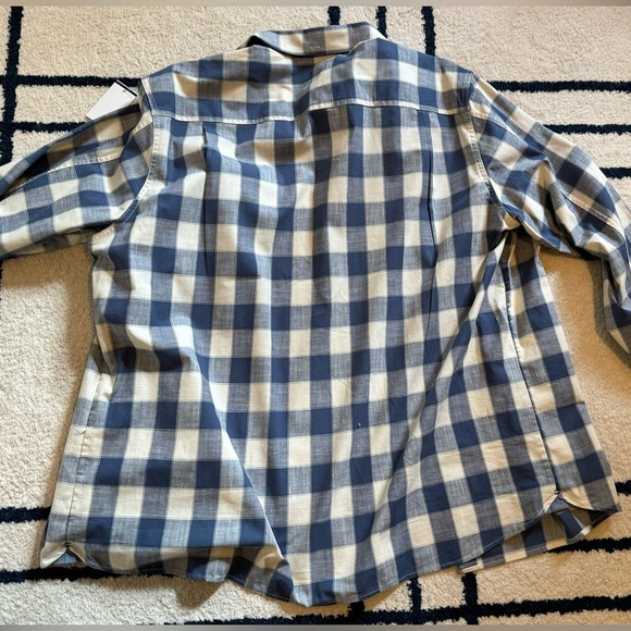 LL Bean Blue Button Down Chambray Shirt - Picture 6 of 6